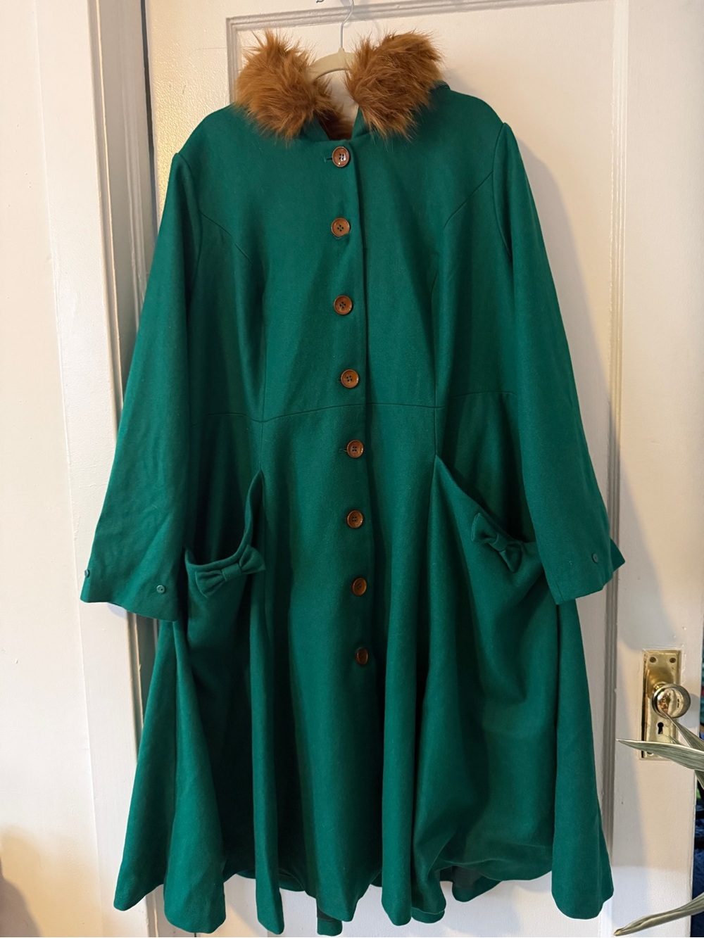 ModCloth x Collectif When Autumn Leaves Are Falling From The Tree Hooded Coat 24
